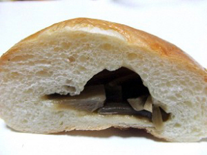 ウドのきんぴらパン